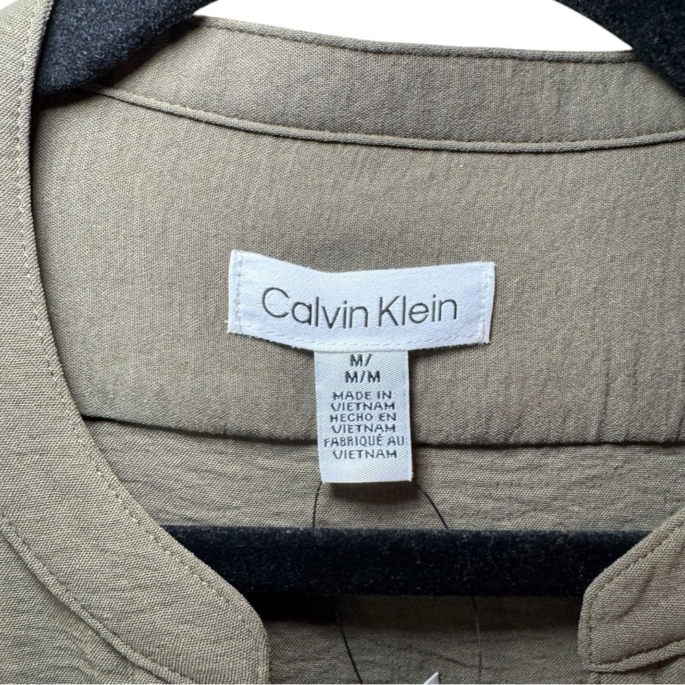 Calvin Klein Olive Green Utility Button-Up Shirt with Silver Buttons M NWT - Picture 5 of 10